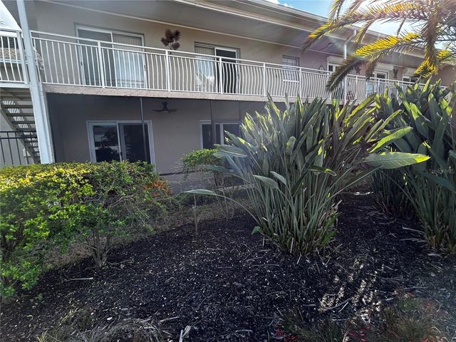 8802 BAY POINTE DRIVE 102, Tampa, FL 33615