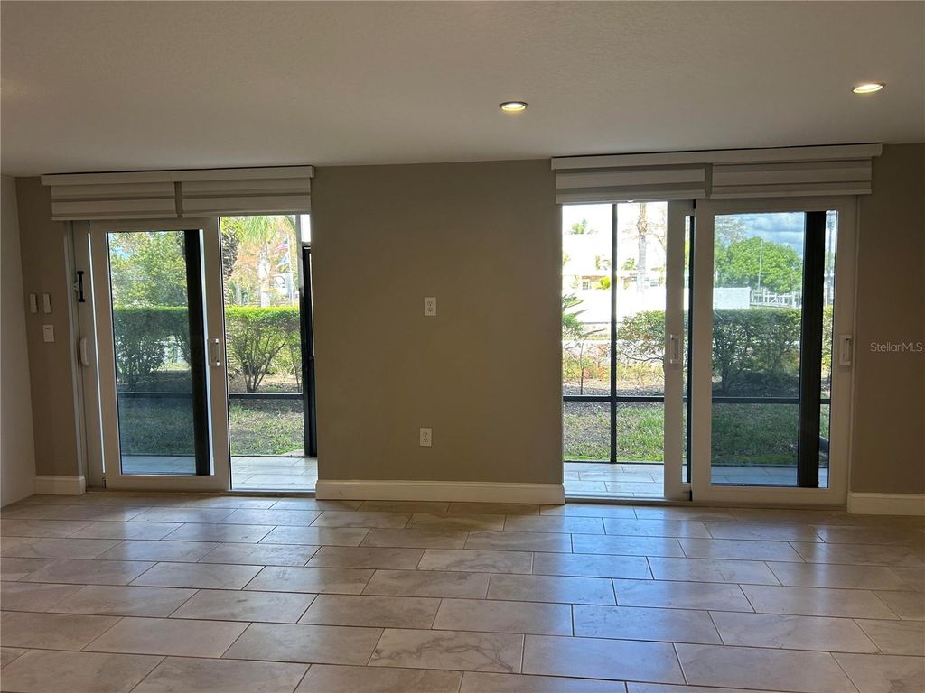 Image 11 of property listing at 8802 BAY POINTE DRIVE 102, Tampa, FL 33615