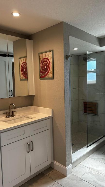 Image 23 of property listing at 8802 BAY POINTE DRIVE 102, Tampa, FL 33615