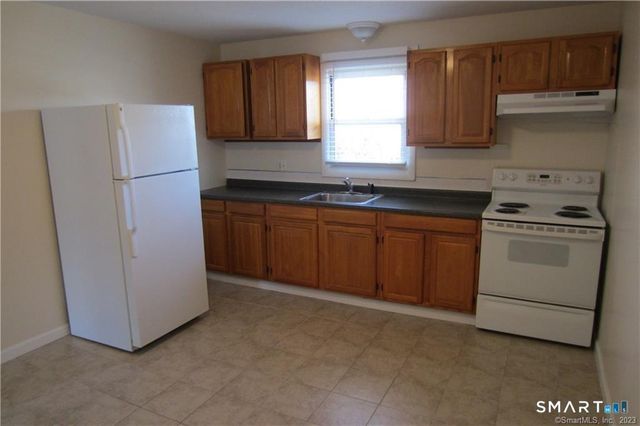 26 Elmview Circle 4, Waterbury, CT 06708