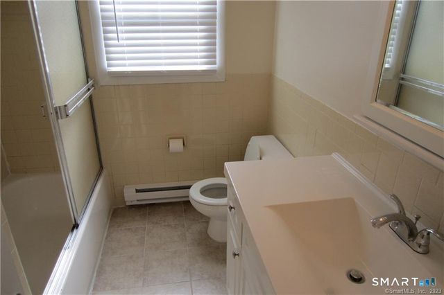 26 Elmview Circle 4, Waterbury, CT 06708