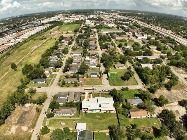 2511 Jones Street, Houston, TX 77026