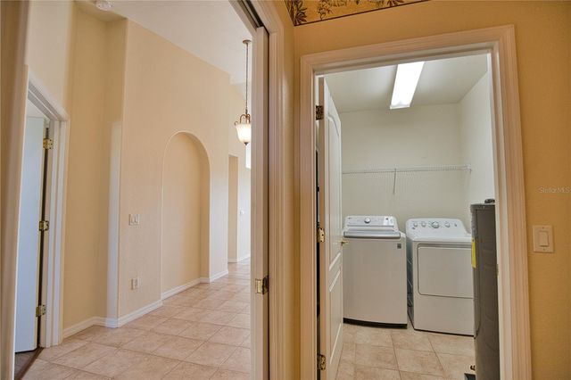 150 L PAVIA BOULEVARD 32, Venice, FL 34292