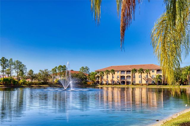 150 L PAVIA BOULEVARD 32, Venice, FL 34292