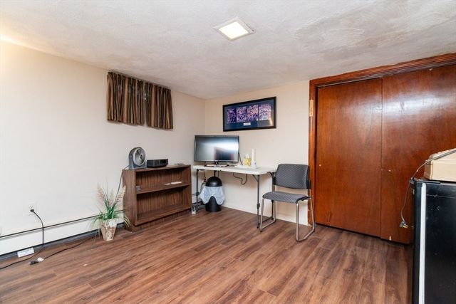 41 Webster Ave, Chelsea, MA 02150