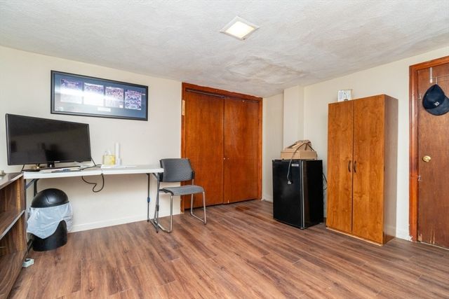 41 Webster Ave, Chelsea, MA 02150