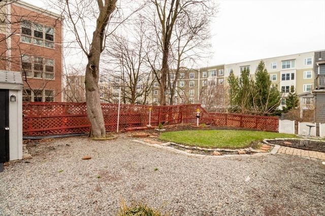 41 Webster Ave, Chelsea, MA 02150