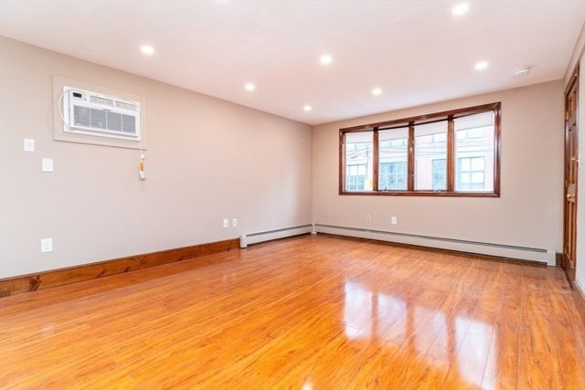 41 Webster Ave, Chelsea, MA 02150