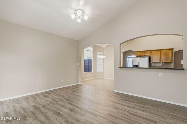 5457 SANTIAGO ROQUE Drive, El Paso, TX 79934