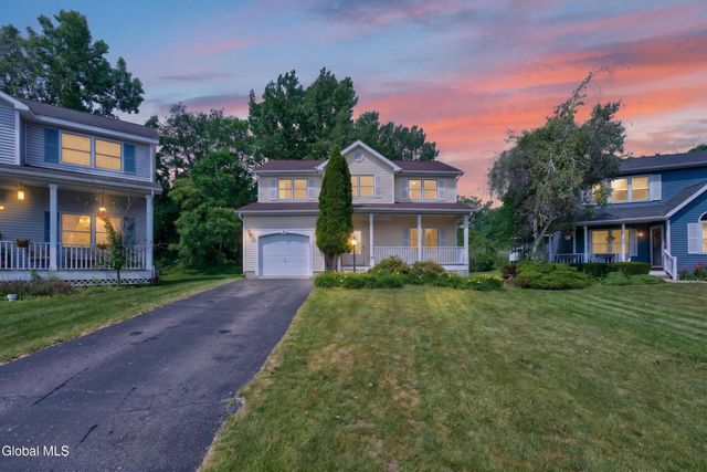 4 Cheshire Court, Albany, NY 12209