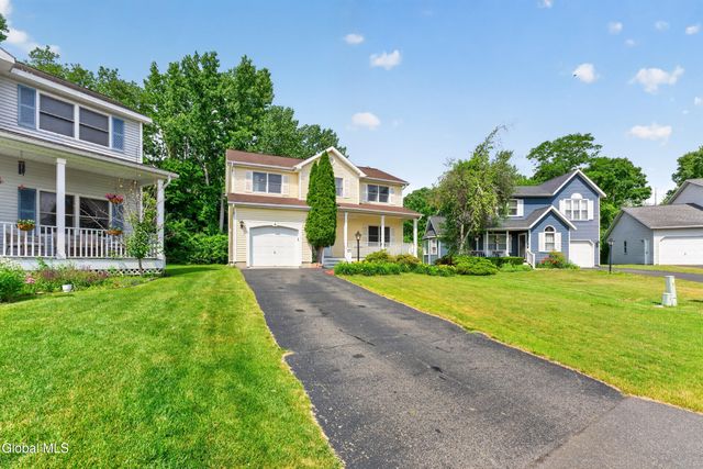 4 Cheshire Court, Albany, NY 12209