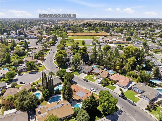 308 Swan Court, Bakersfield, CA 93309