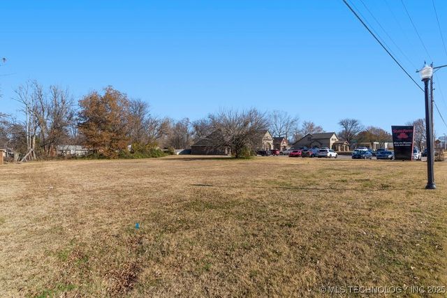 243 E 141st Street, Glenpool, OK 74033