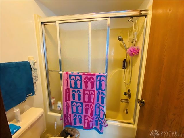 6856 Adamwald Court, Miamisburg, OH 45459