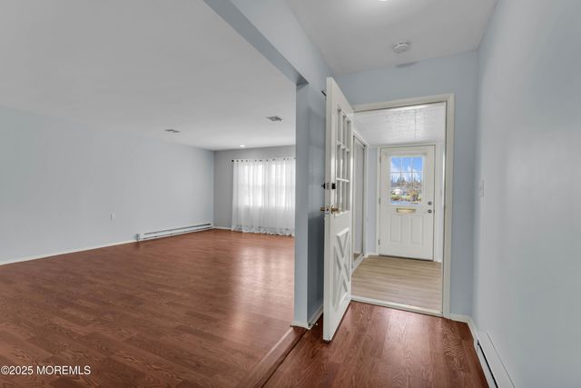 329A Dorchester Drive A, Lakewood, NJ 08701