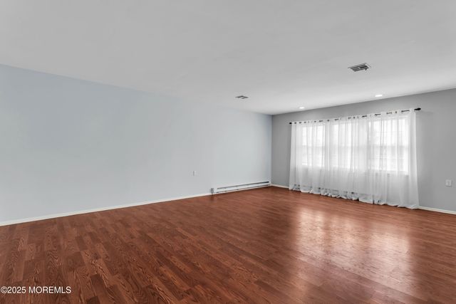 329A Dorchester Drive A, Lakewood, NJ 08701
