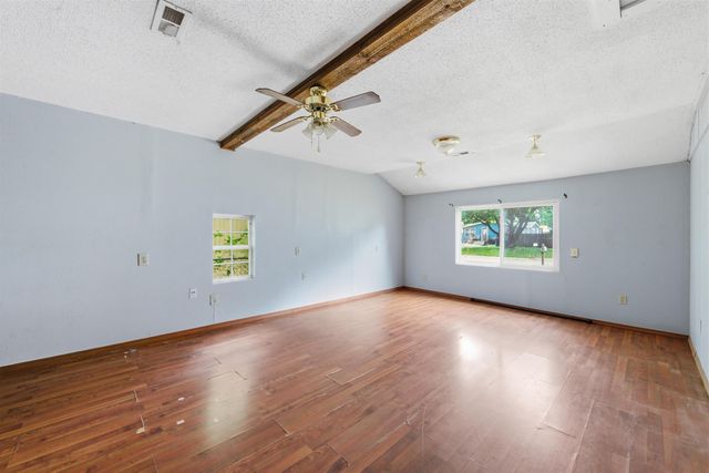 209 S Trout, Haysville, KS 67060