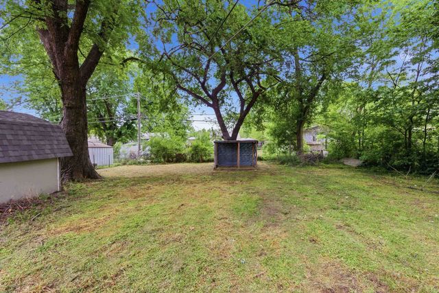 209 S Trout, Haysville, KS 67060