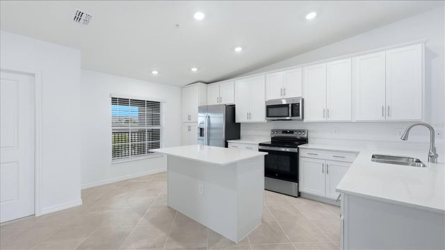 17475 OPAL SAND DRIVE 208, Venice, FL 34293