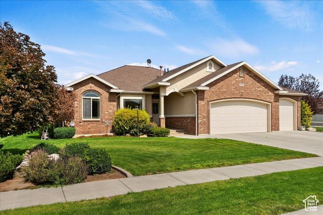 4712 W 4100 S, West Haven, UT 84401