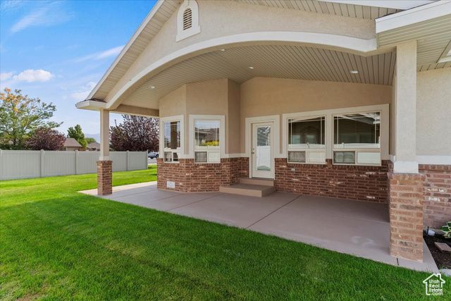 4712 W 4100 S, West Haven, UT 84401