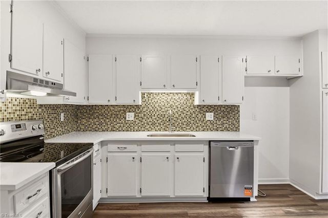 1636 Windsong Court, Winston-salem, NC 27127