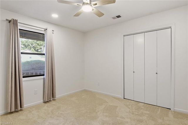 1636 Windsong Court, Winston-salem, NC 27127
