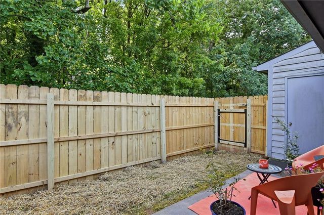 1636 Windsong Court, Winston-salem, NC 27127