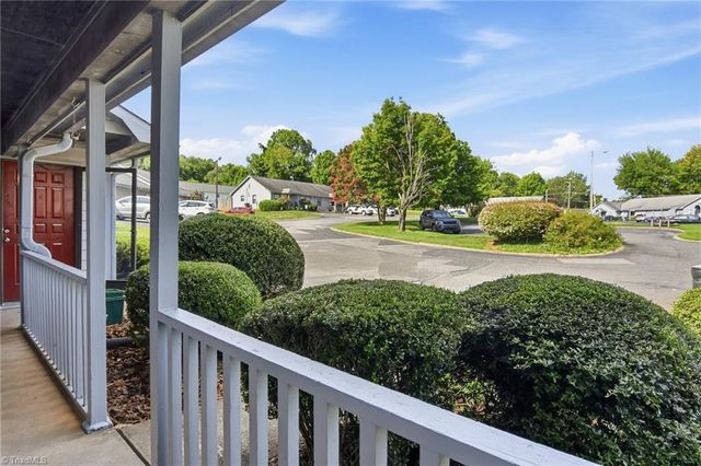 1636 Windsong Court, Winston-salem, NC 27127
