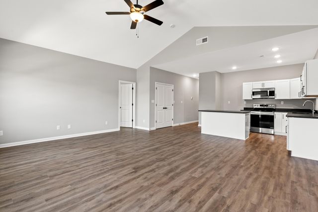 107 Hidden Treasure Drive, Georgetown, KY 40324