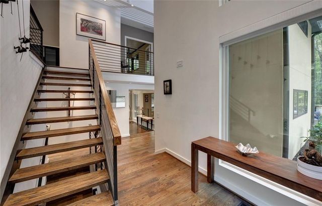 1180 E Beechwood Drive NW, Atlanta, GA 30327