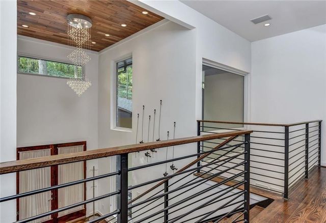 1180 E Beechwood Drive NW, Atlanta, GA 30327