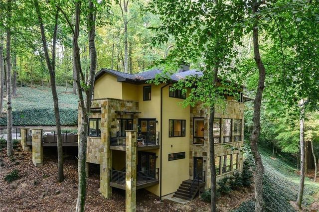 1180 E Beechwood Drive NW, Atlanta, GA 30327