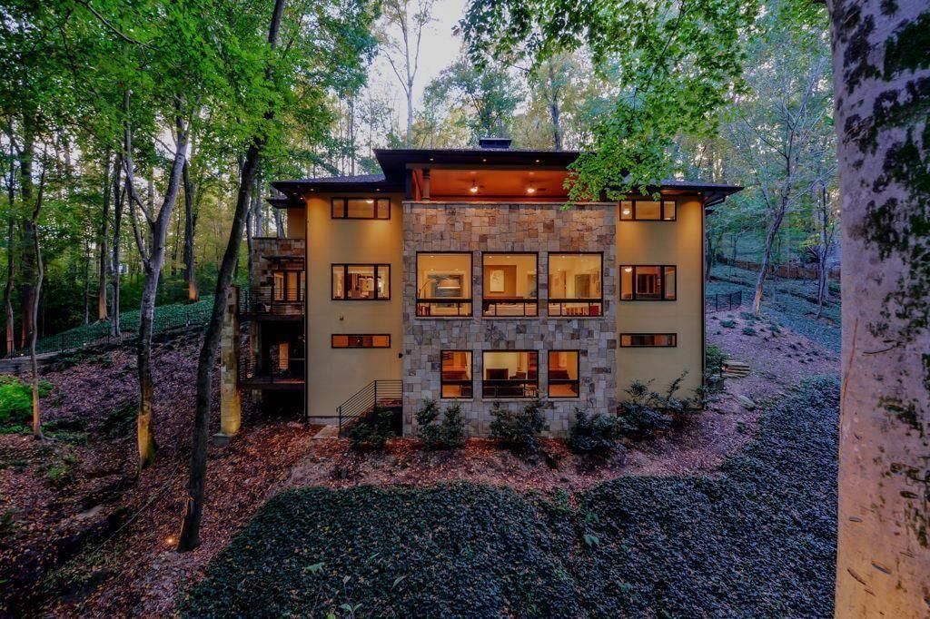 1180 E Beechwood Drive NW, Atlanta, GA 30327