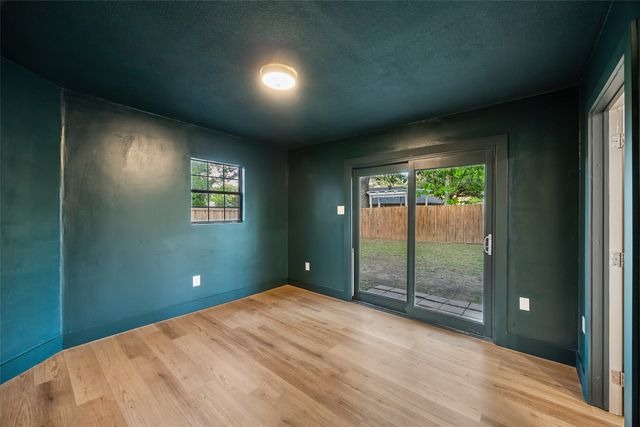 7716 Chasewood Drive, North Richland Hills, TX 76182