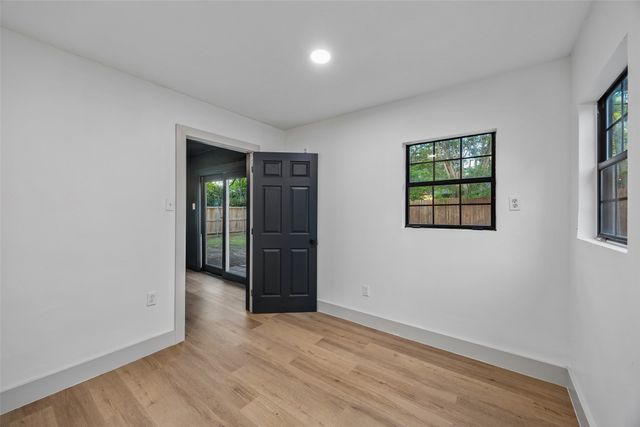 7716 Chasewood Drive, North Richland Hills, TX 76182