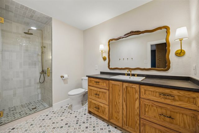 7716 Chasewood Drive, North Richland Hills, TX 76182