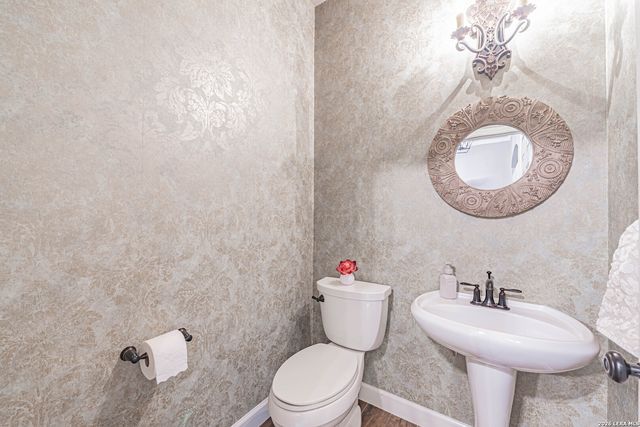 218 Deer Ridge, La Vernia, TX 78121