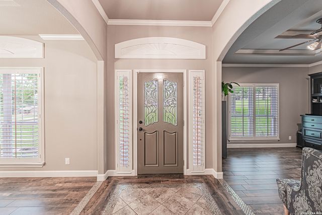 218 Deer Ridge, La Vernia, TX 78121