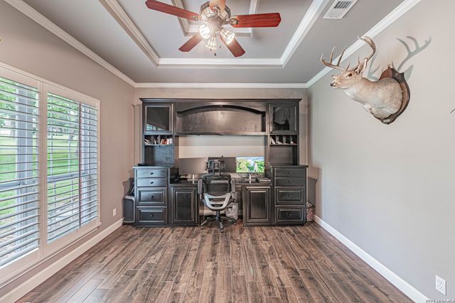 218 Deer Ridge, La Vernia, TX 78121