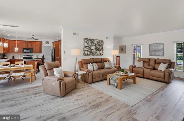 15 DERBYSHIRE DRIVE, Carlisle, PA 17015