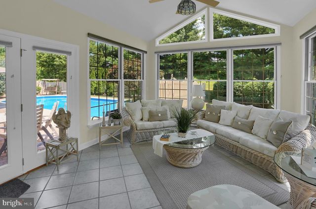 15 DERBYSHIRE DRIVE, Carlisle, PA 17015