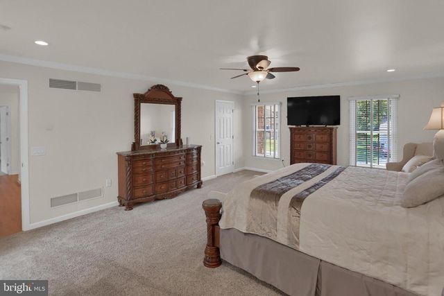 15 DERBYSHIRE DRIVE, Carlisle, PA 17015