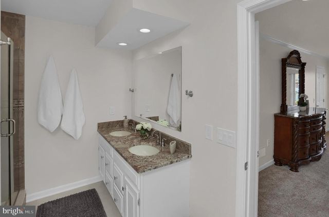 15 DERBYSHIRE DRIVE, Carlisle, PA 17015