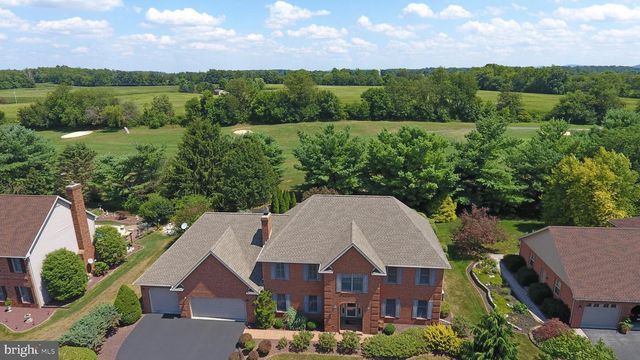 15 DERBYSHIRE DRIVE, Carlisle, PA 17015