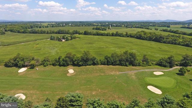 15 DERBYSHIRE DRIVE, Carlisle, PA 17015