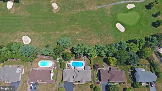 15 DERBYSHIRE DRIVE, Carlisle, PA 17015