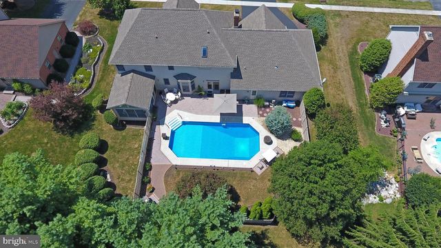 15 DERBYSHIRE DRIVE, Carlisle, PA 17015