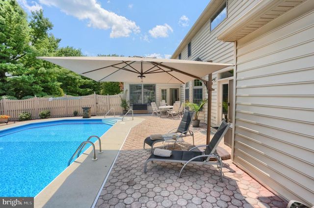 15 DERBYSHIRE DRIVE, Carlisle, PA 17015