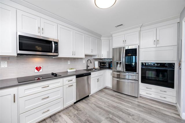 420 64TH AVENUE PH A, St Pete Beach, FL 33706